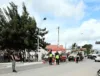Homem é preso por suspeita de participação em assalto; dois morrem em confronto com a PM em Castro Alves