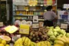 Pepino, feijão e café: veja quais alimentos ficaram mais caros e mais baratos 
