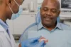 Prefeitura entrega próteses dentárias para pacientes da rede municipal em Santo Antônio de Jesus