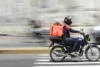 Governo lança programa com financiamento facilitado para entregadores de aplicativo e mototaxistas
